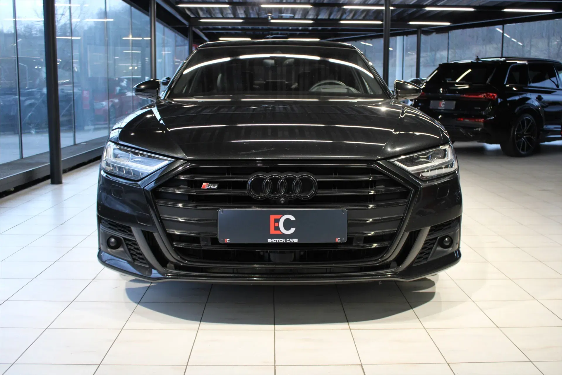 Audi S8 - Náhled 2