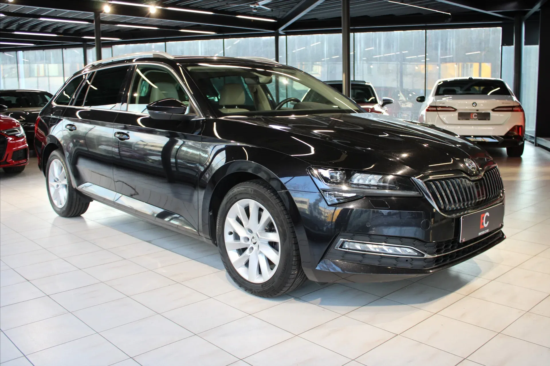 Škoda Superb - Obrázek 1