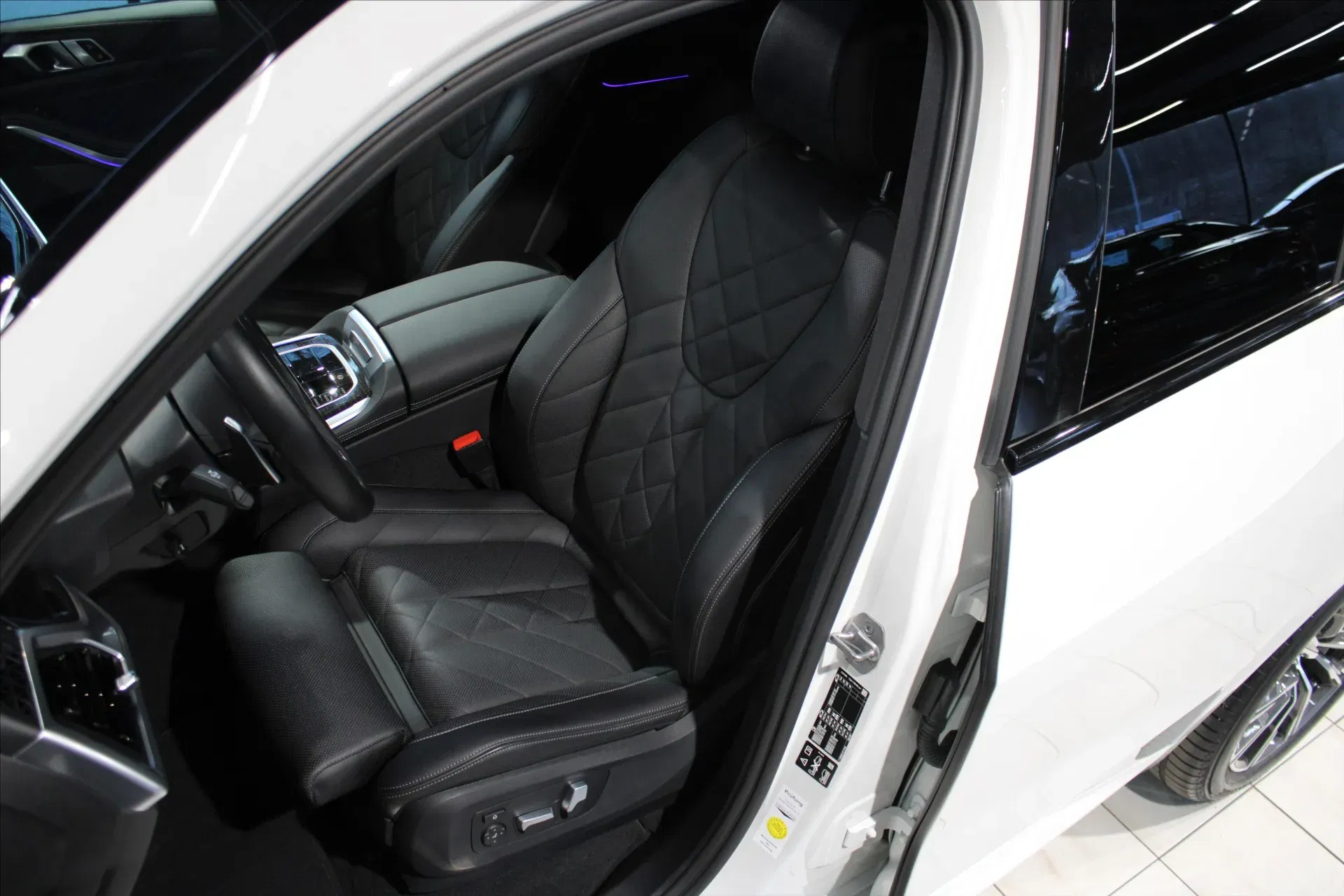 BMW X5 - Náhled 8