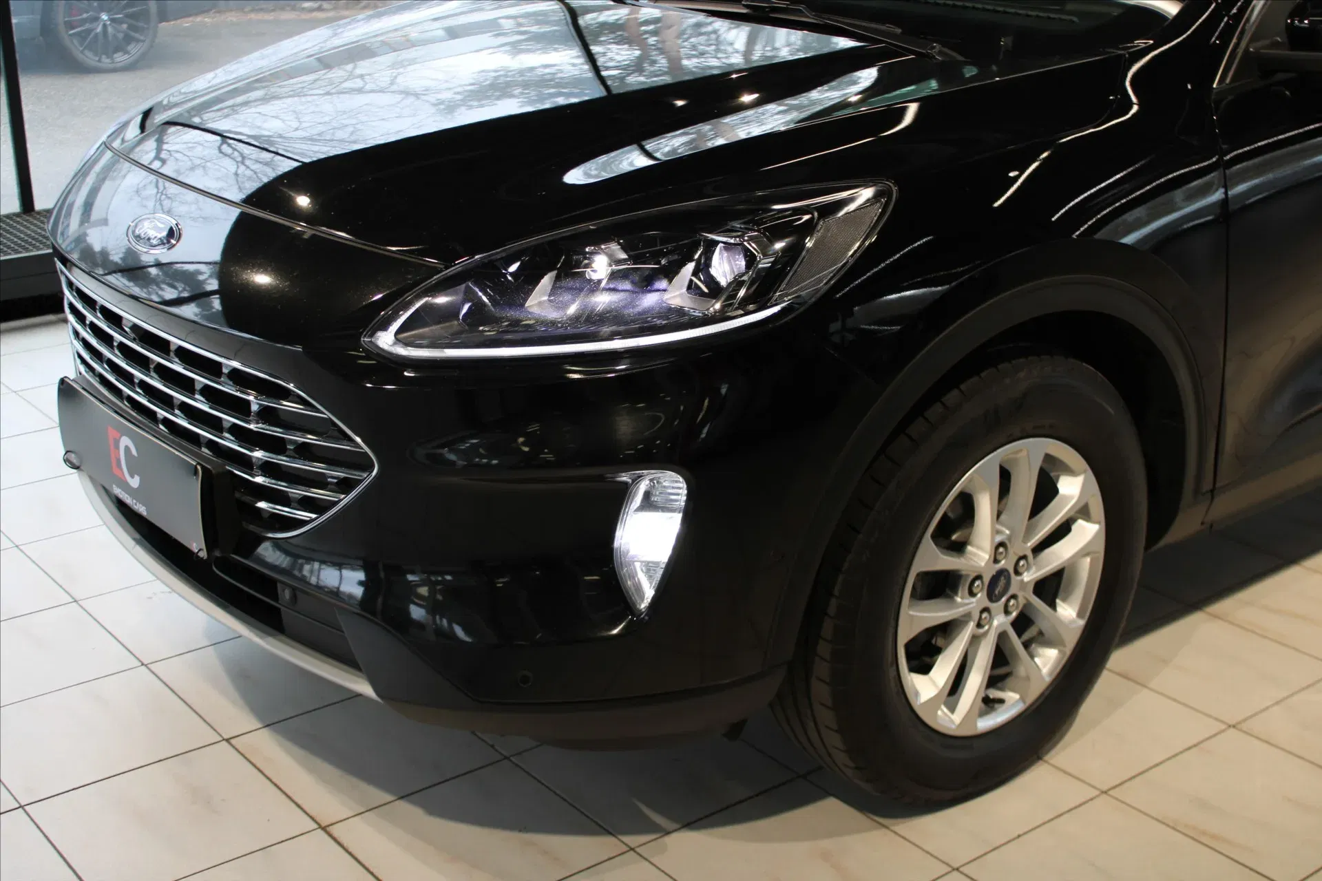 Ford Kuga - Náhled 7