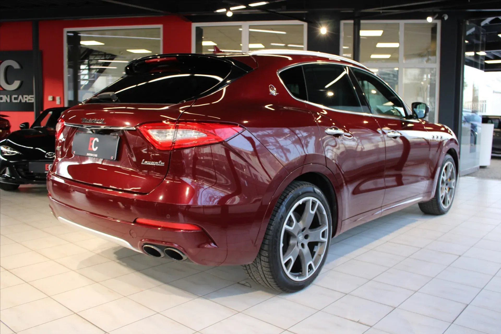 Maserati Levante - Náhled 6