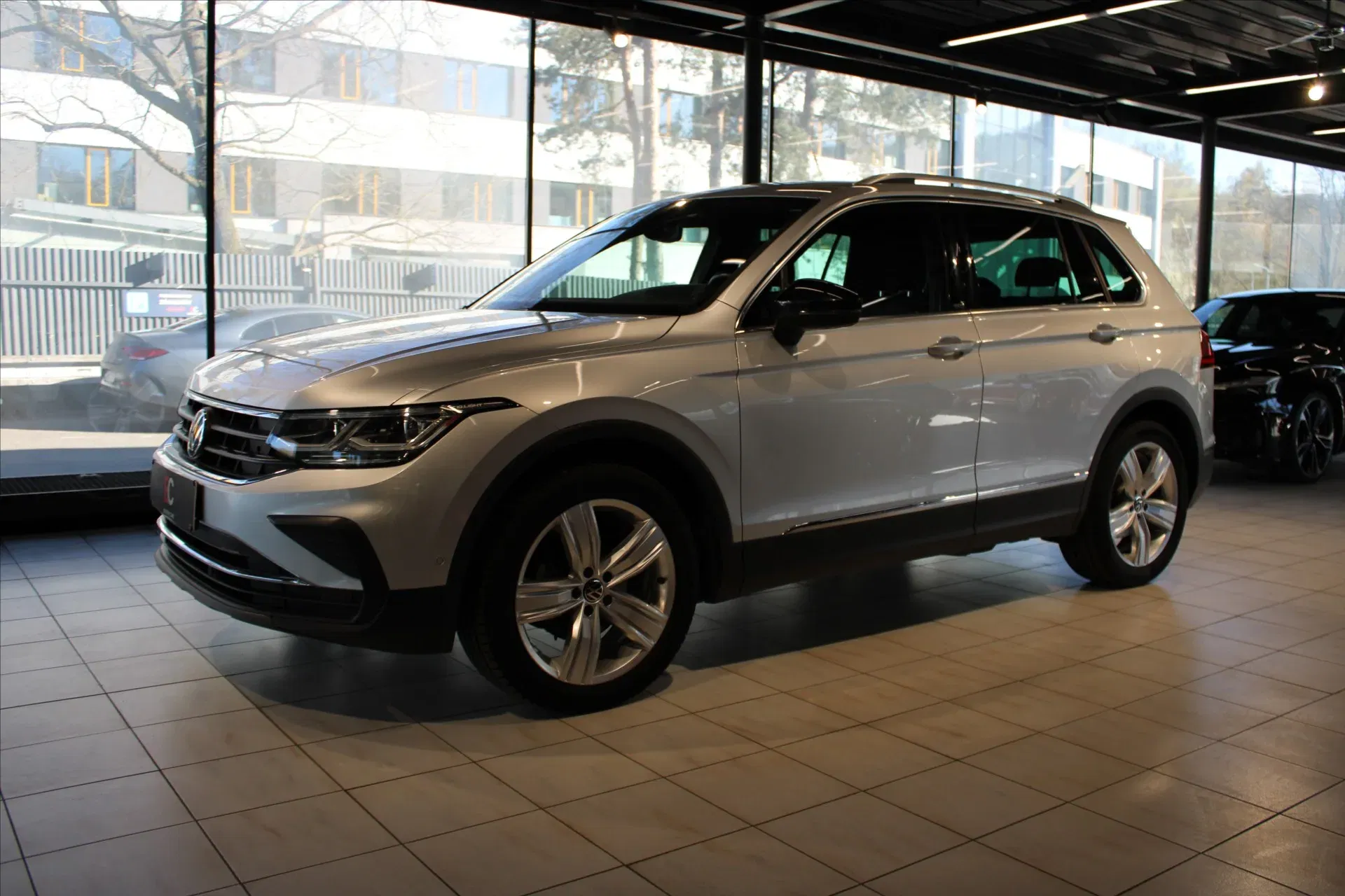 Volkswagen Tiguan - Náhled 3