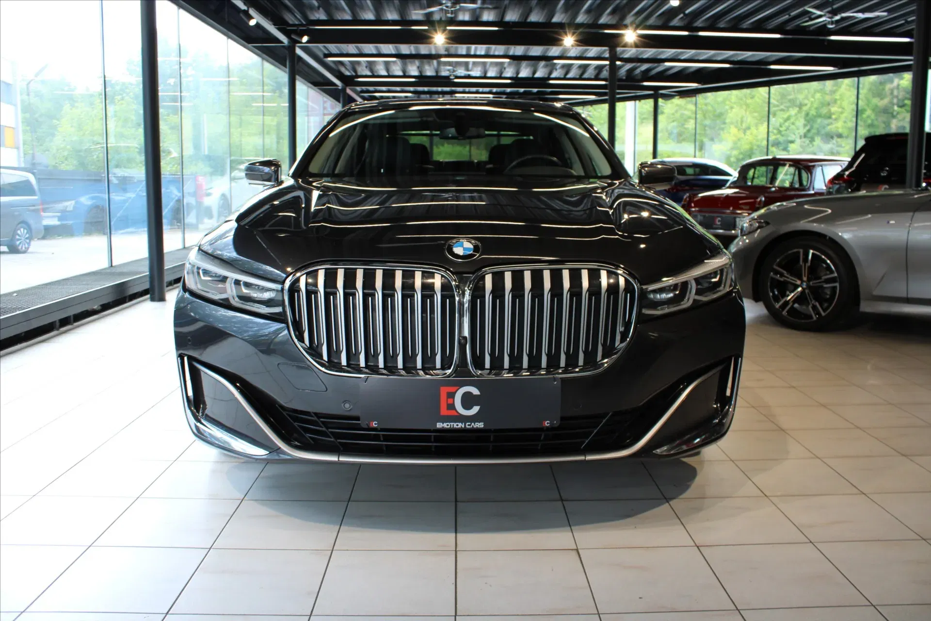 BMW Řada 7 - Náhled 2