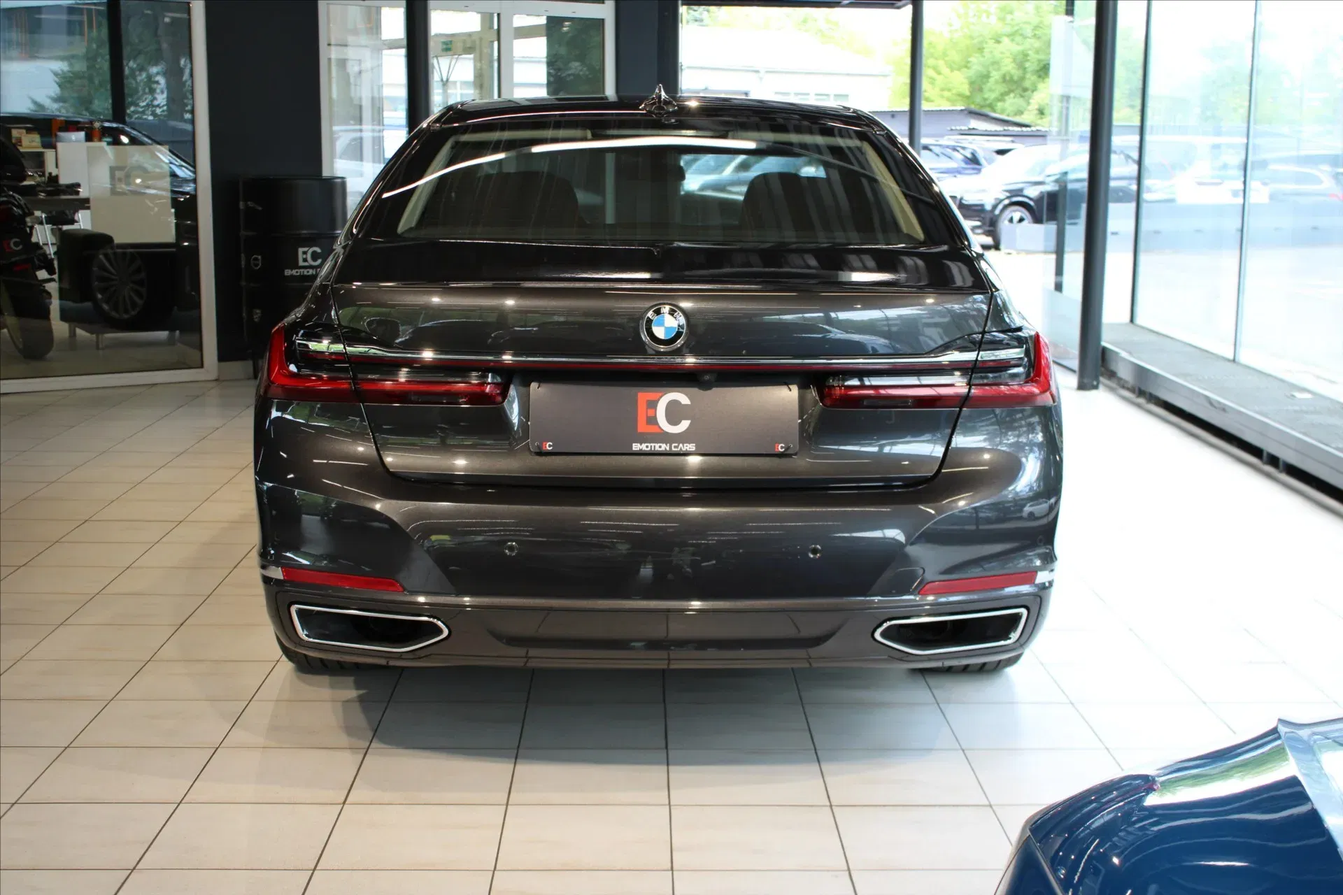 BMW Řada 7 - Náhled 5