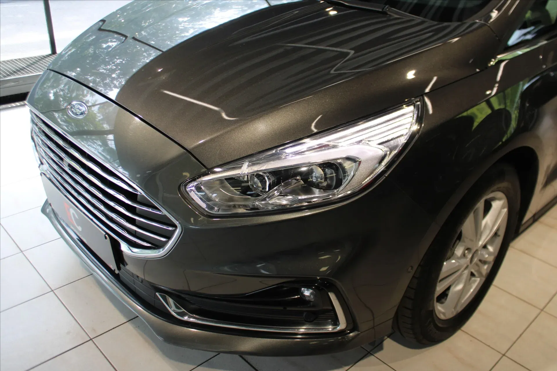 Ford Galaxy - Náhled 7