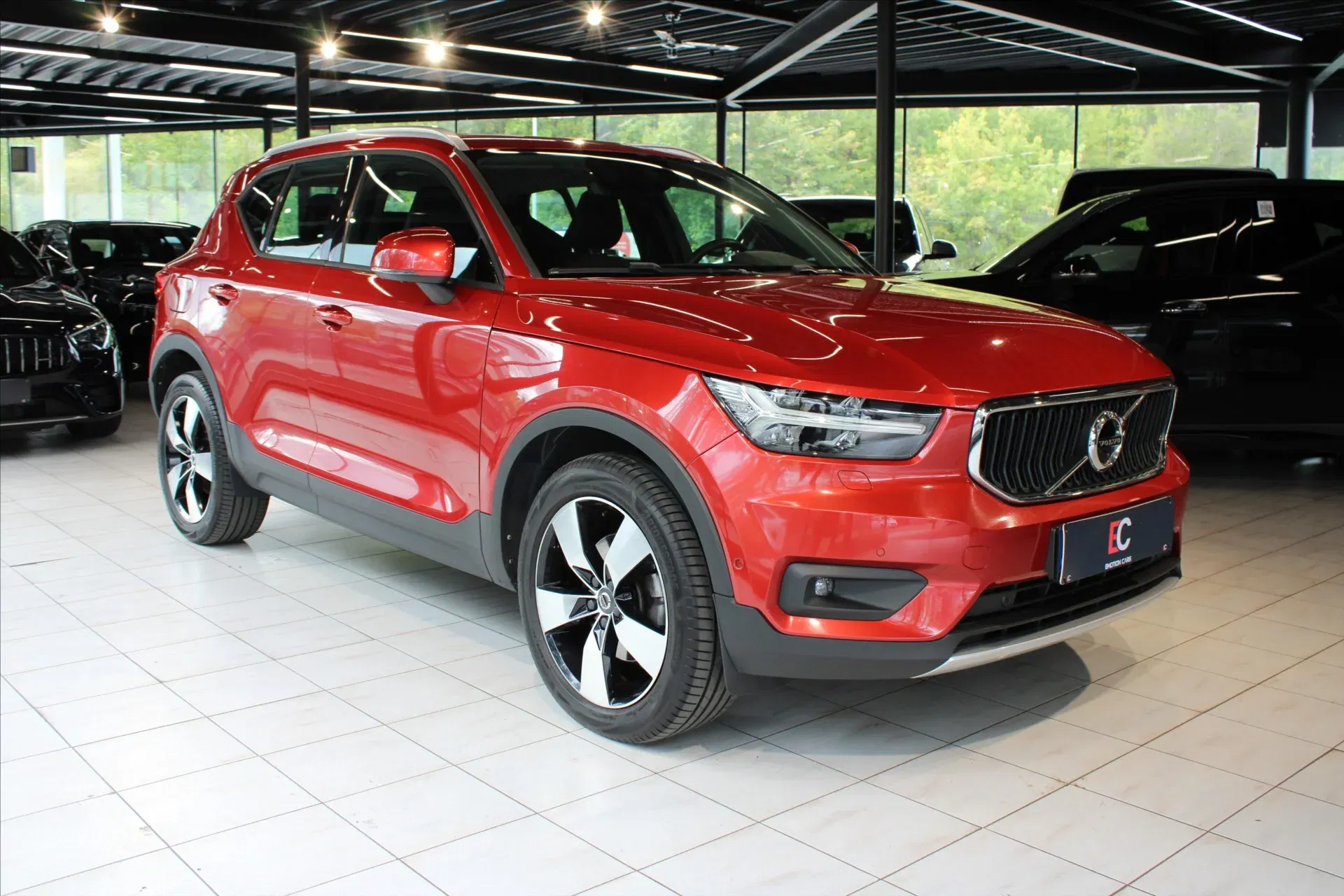 Volvo XC40 D4 AWD Momentum PilotAs/360°/Pano/HarKar, 2018