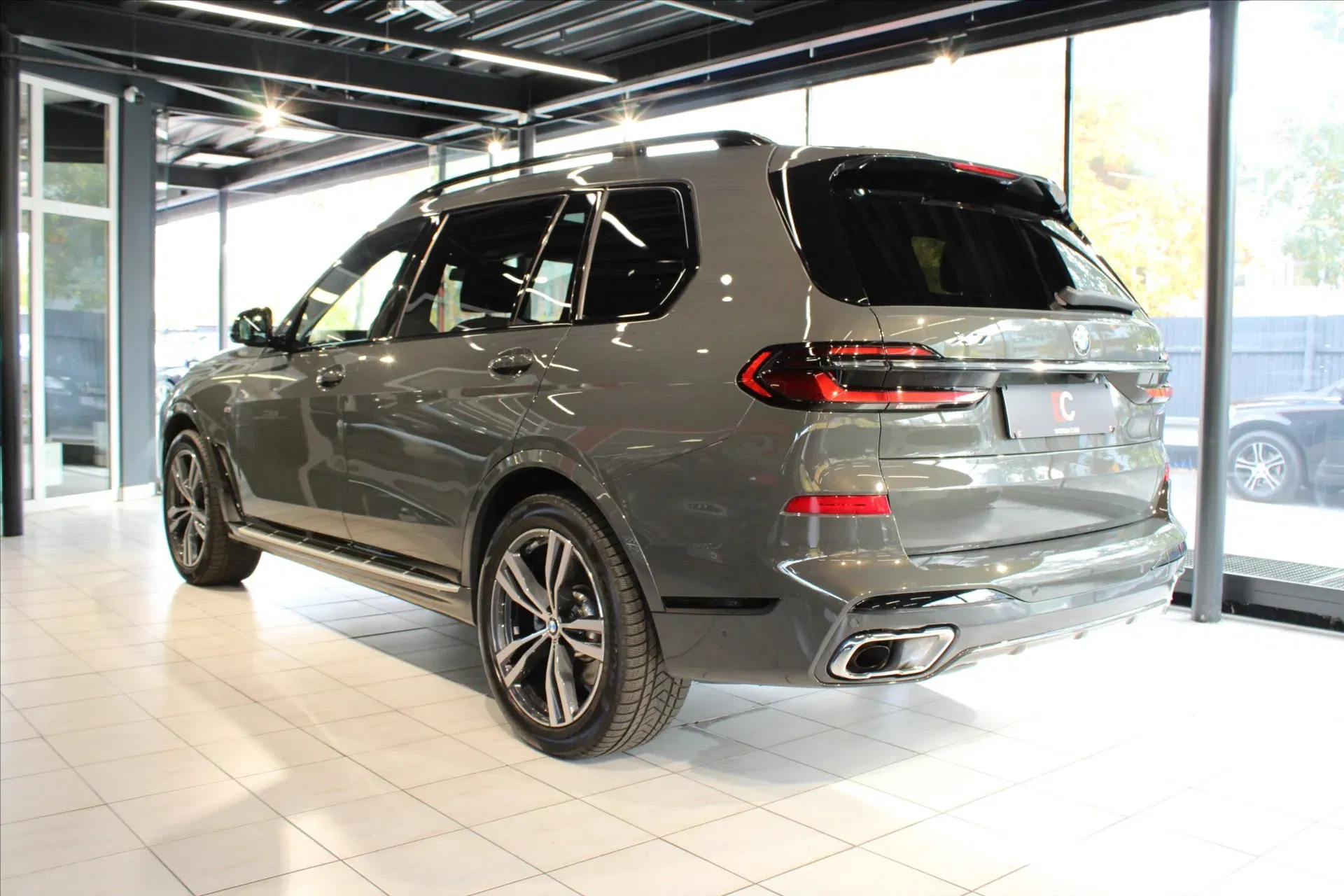 BMW X7 - Náhled 4