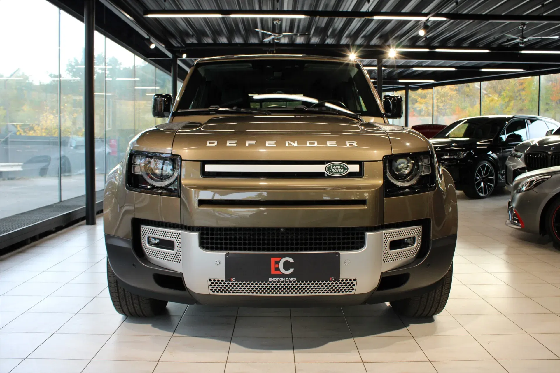 Land Rover Defender - Náhled 2