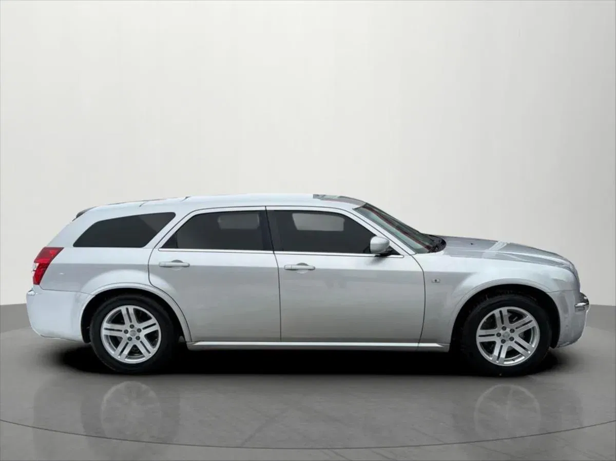 Chrysler 300C - Náhled 8