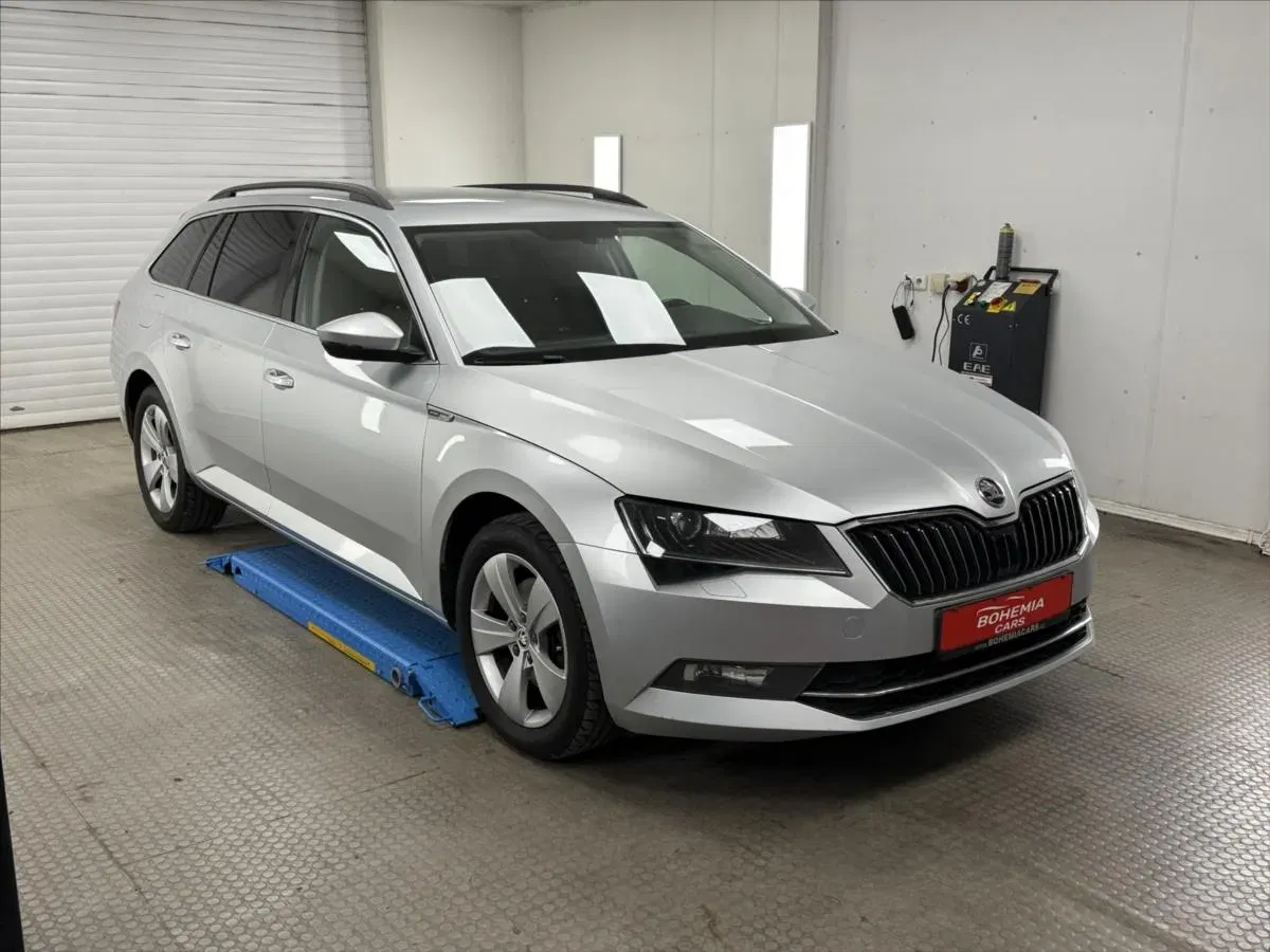 Škoda Superb - Obrázek 1