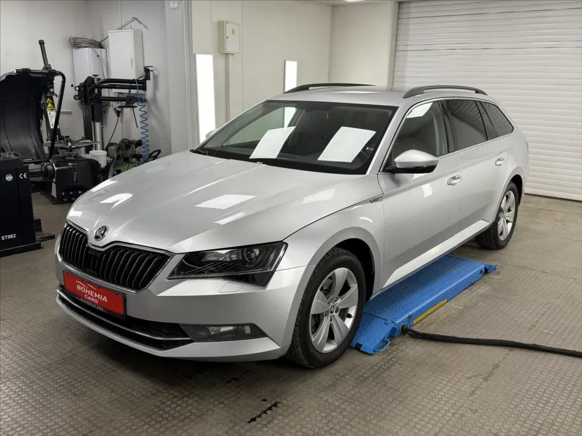 Škoda Superb - Náhled 3