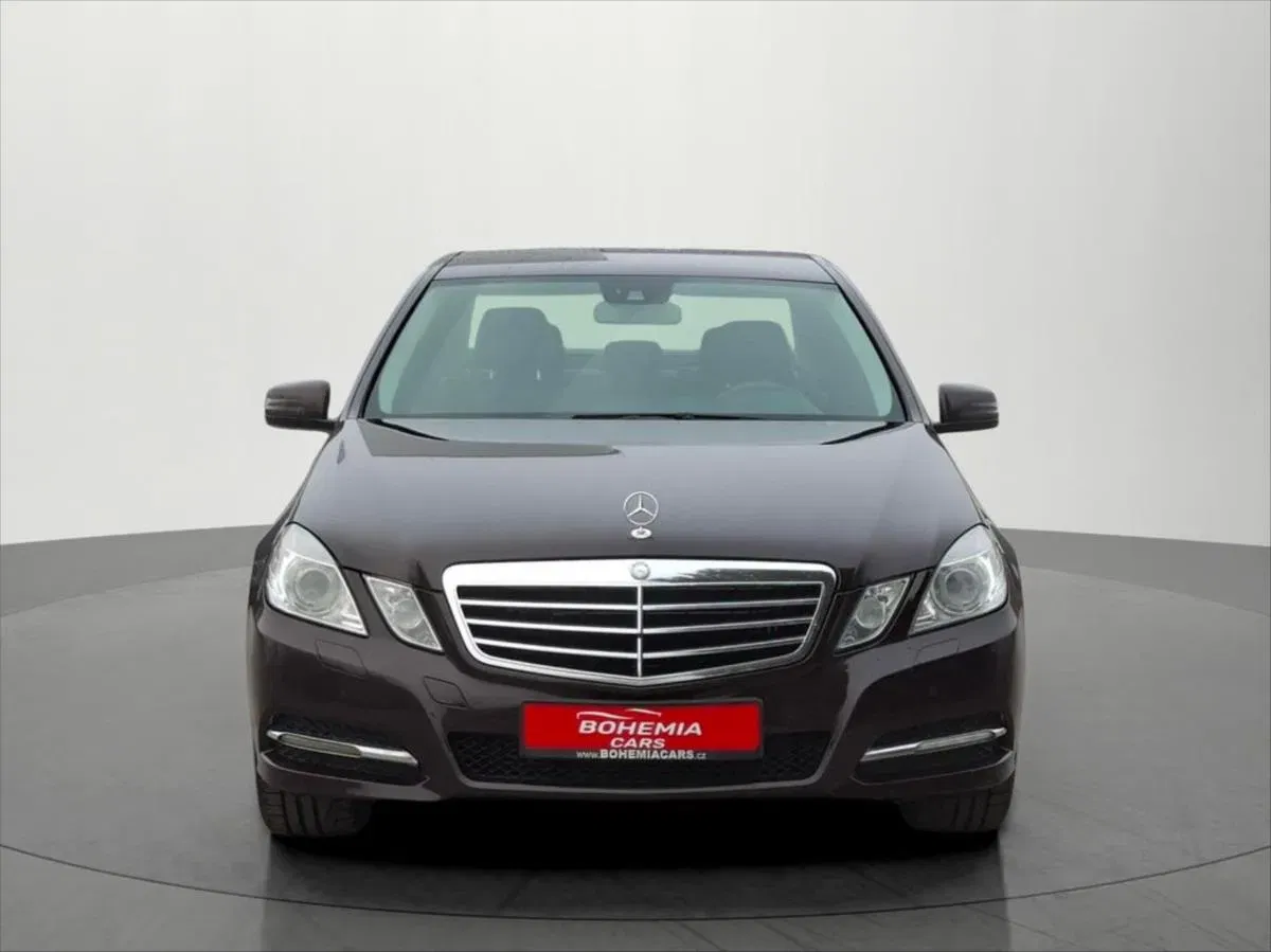 Mercedes-Benz Třídy E - Náhled 2