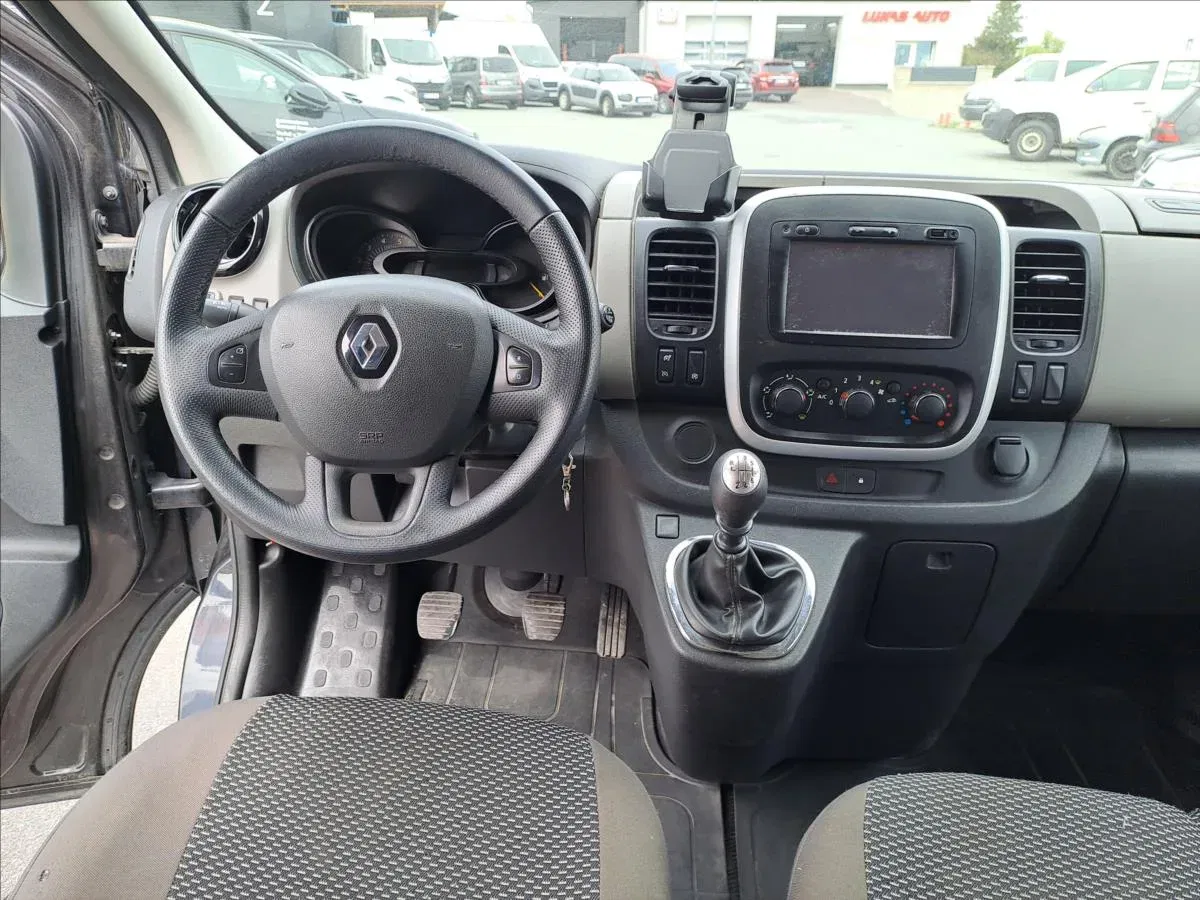 Renault Trafic - Náhled 8
