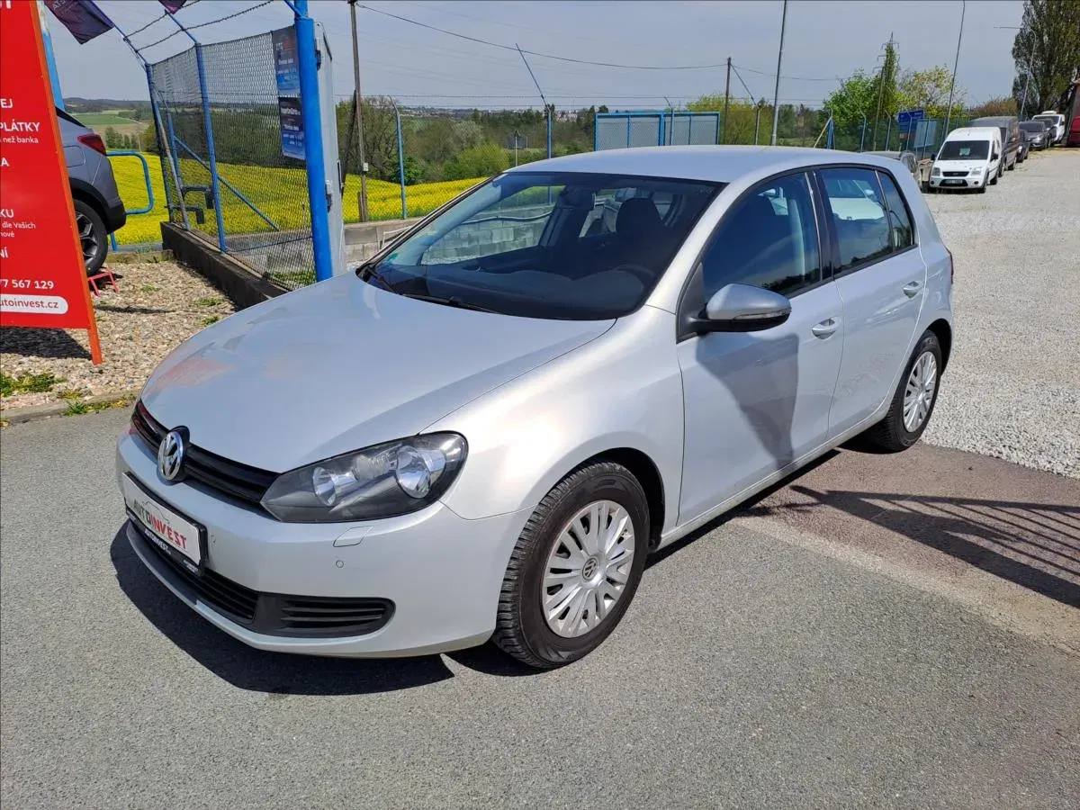 Volkswagen Golf - Obrázek 1