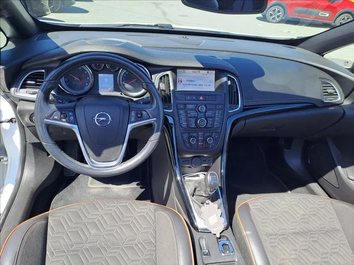 Opel Cascada - Náhled 8