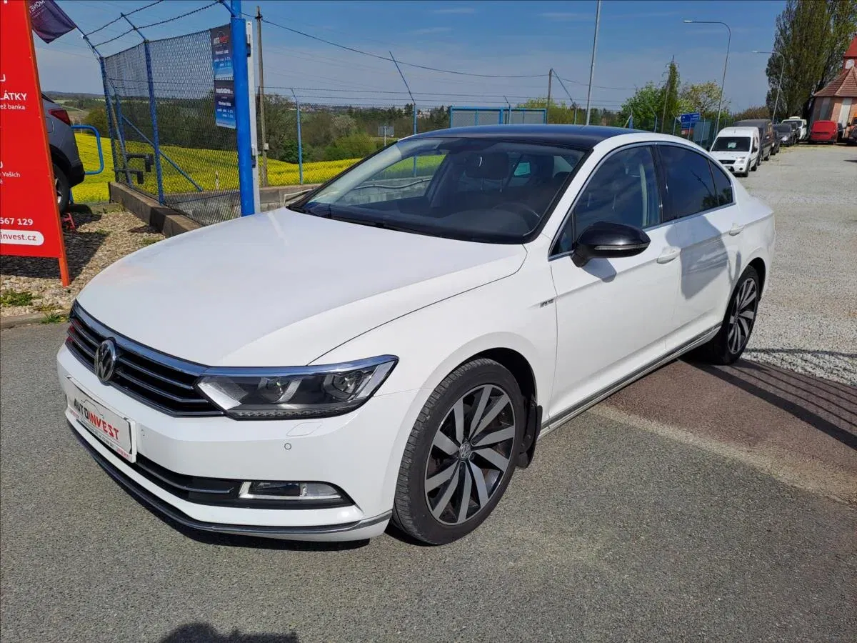 Volkswagen Passat - Obrázek 1