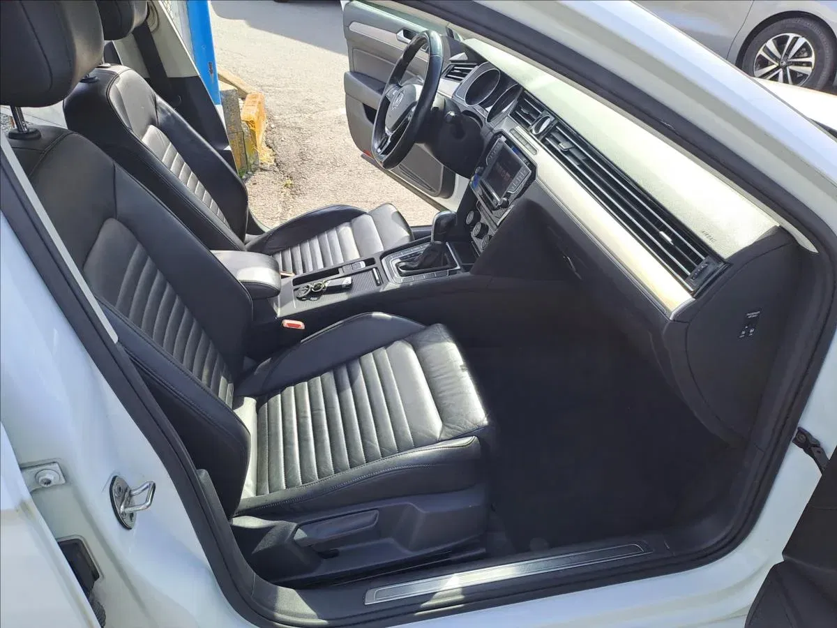Volkswagen Passat - Náhled 8