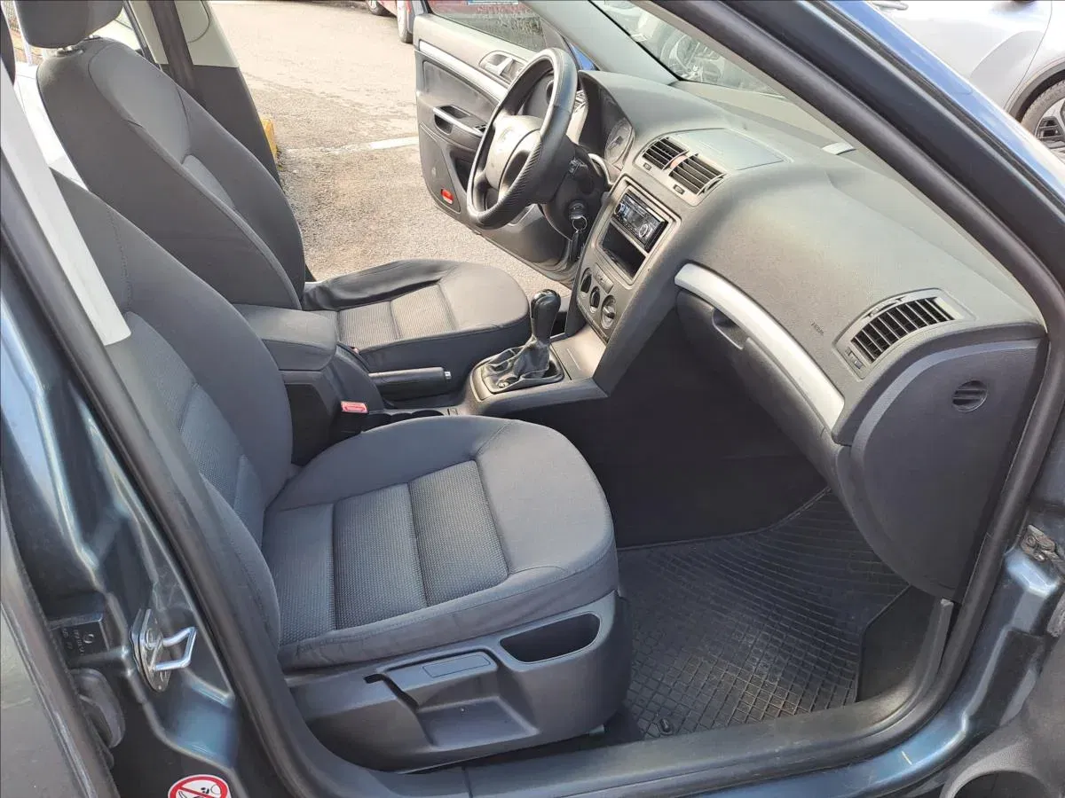 Škoda Octavia - Náhled 8