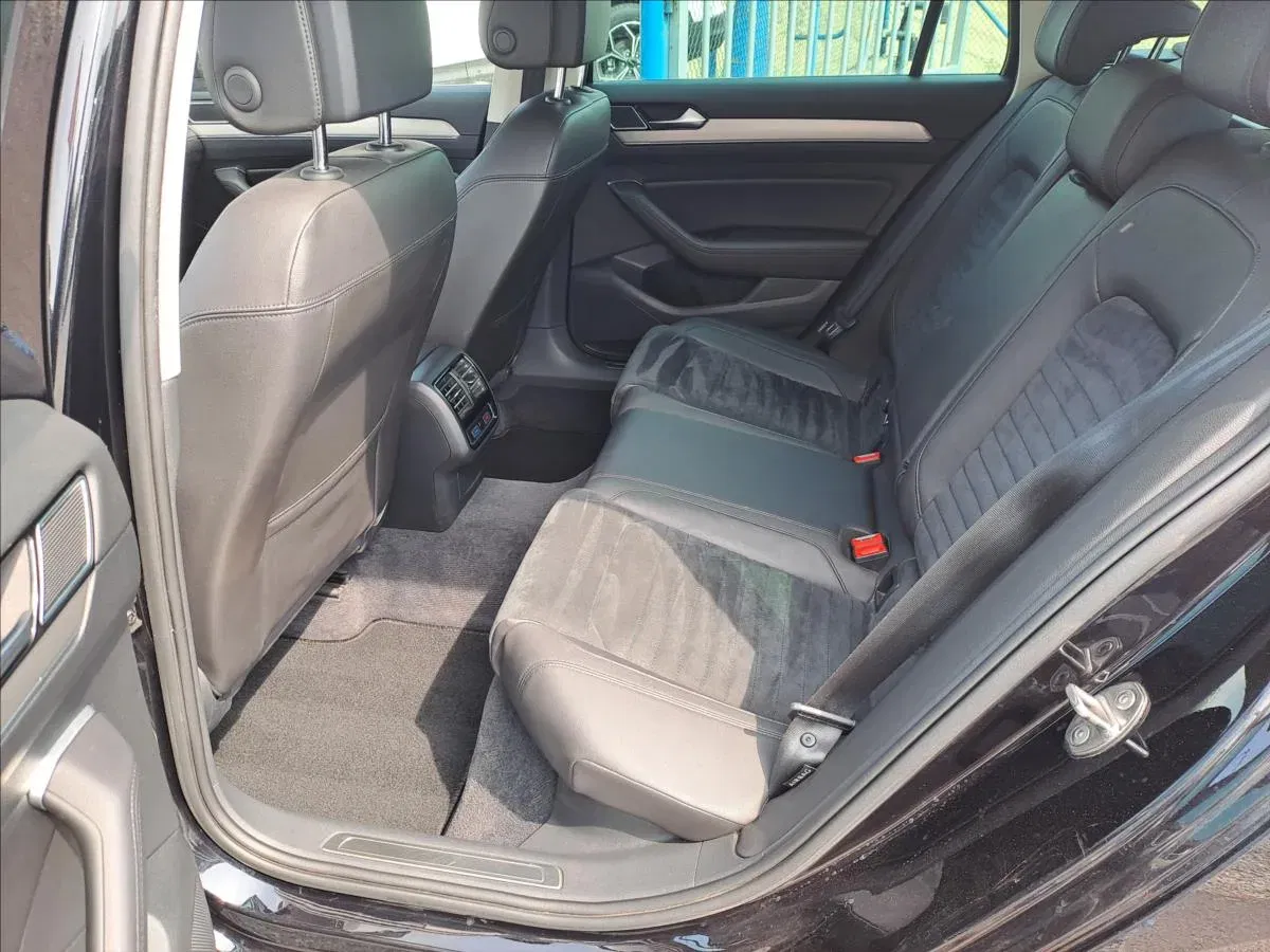 Volkswagen Passat - Náhled 6