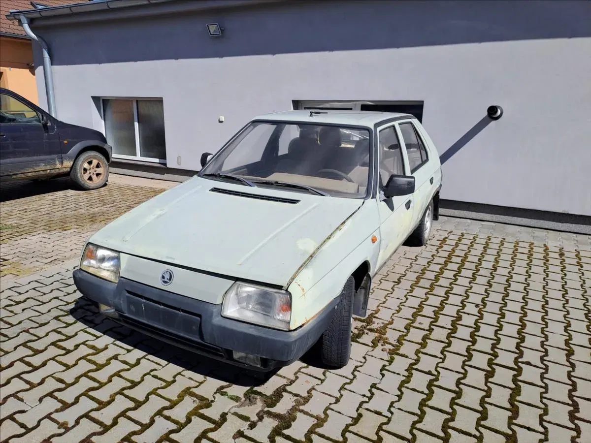 Škoda Favorit - Obrázek 1