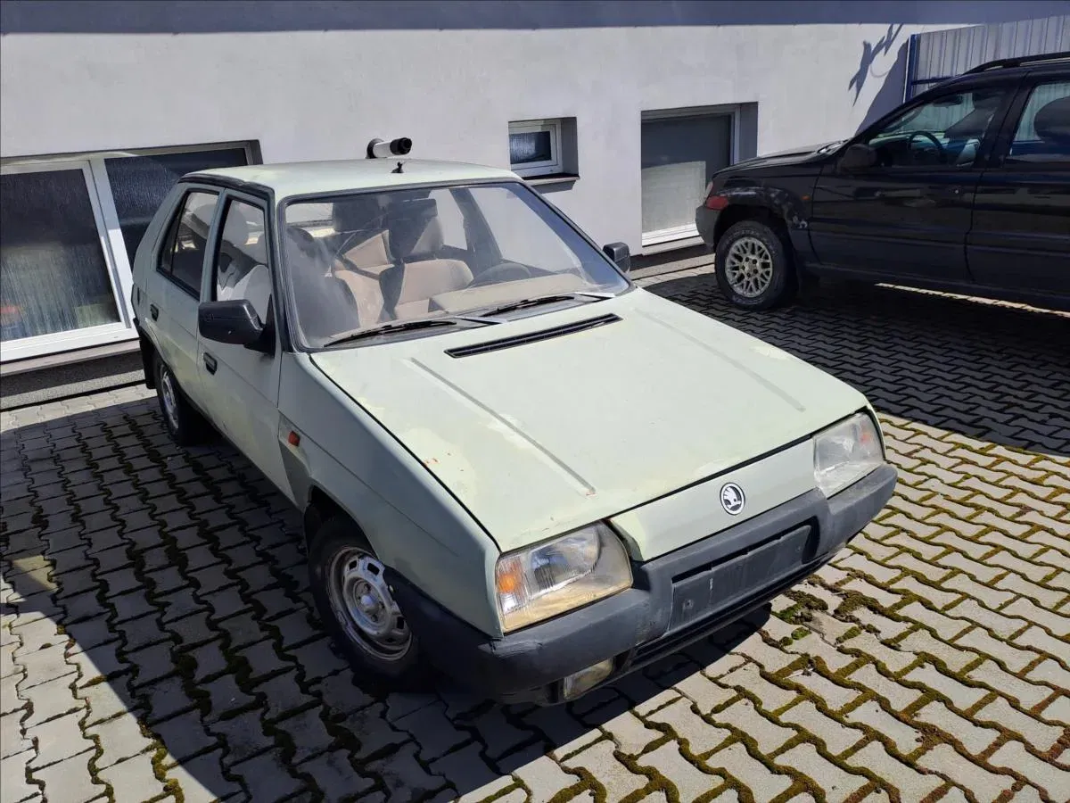 Škoda Favorit - Náhled 2