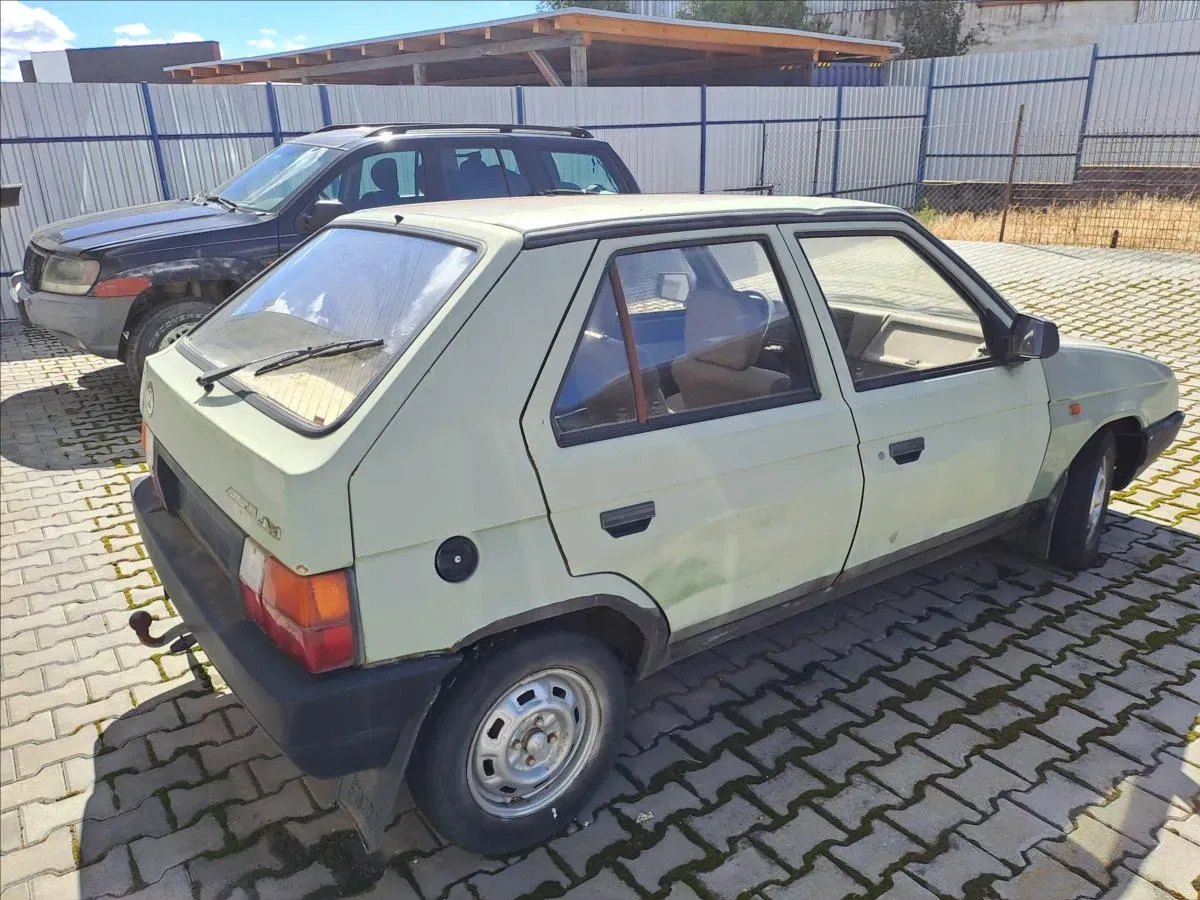 Škoda Favorit - Náhled 4
