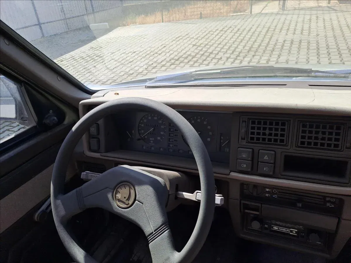 Škoda Favorit - Náhled 6