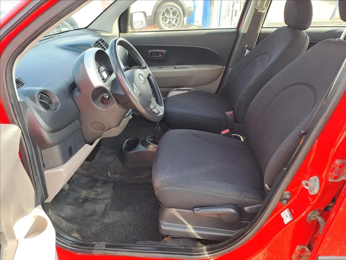 Daihatsu Sirion - Náhled 5