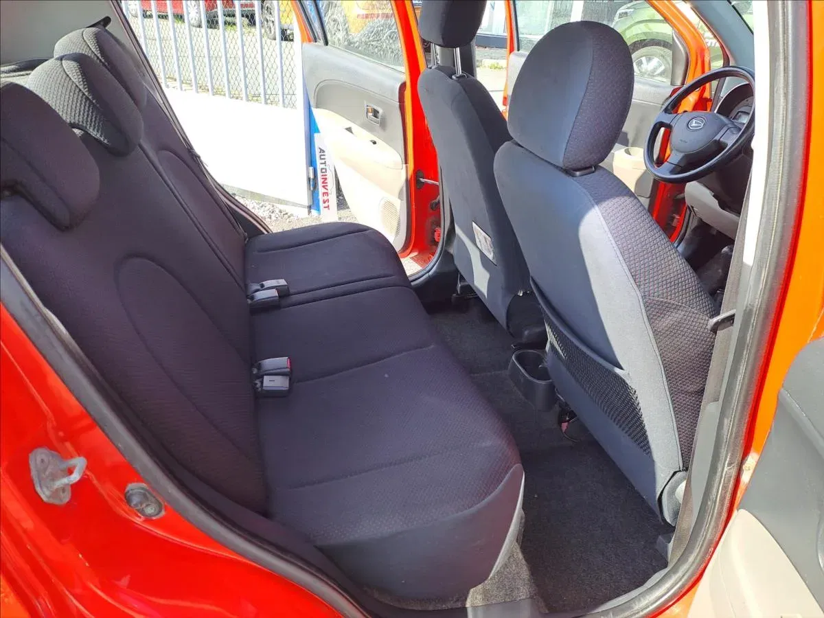 Daihatsu Sirion - Náhled 7