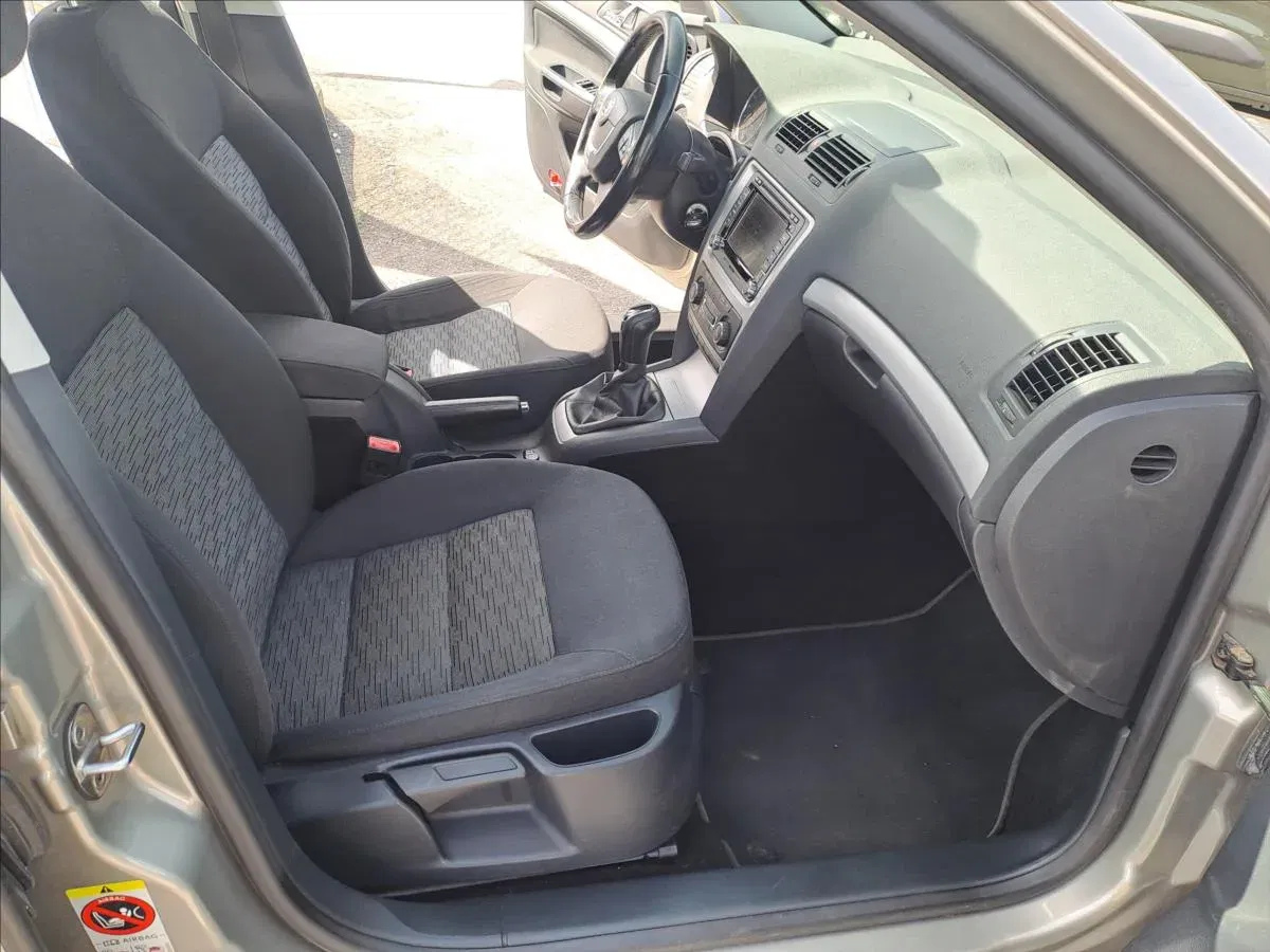 Škoda Octavia - Náhled 8