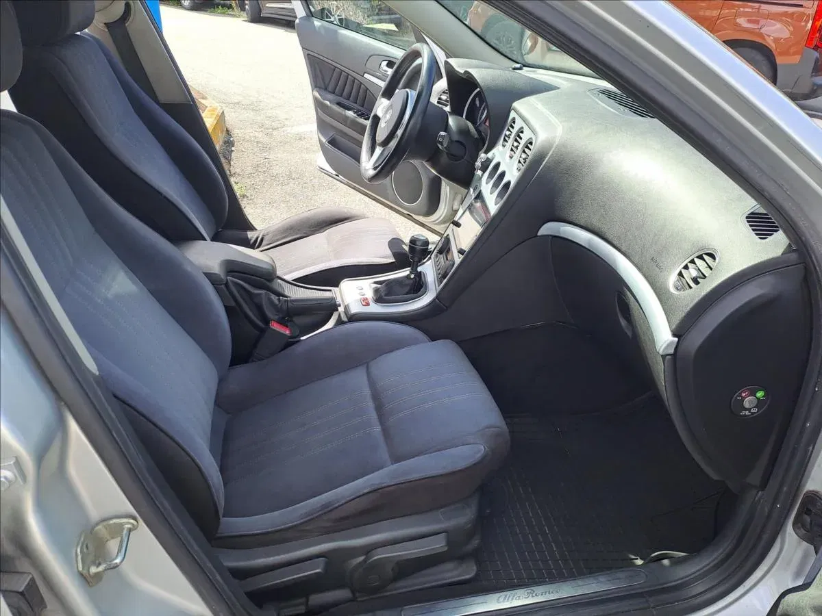 Alfa Romeo 159 - Náhled 8