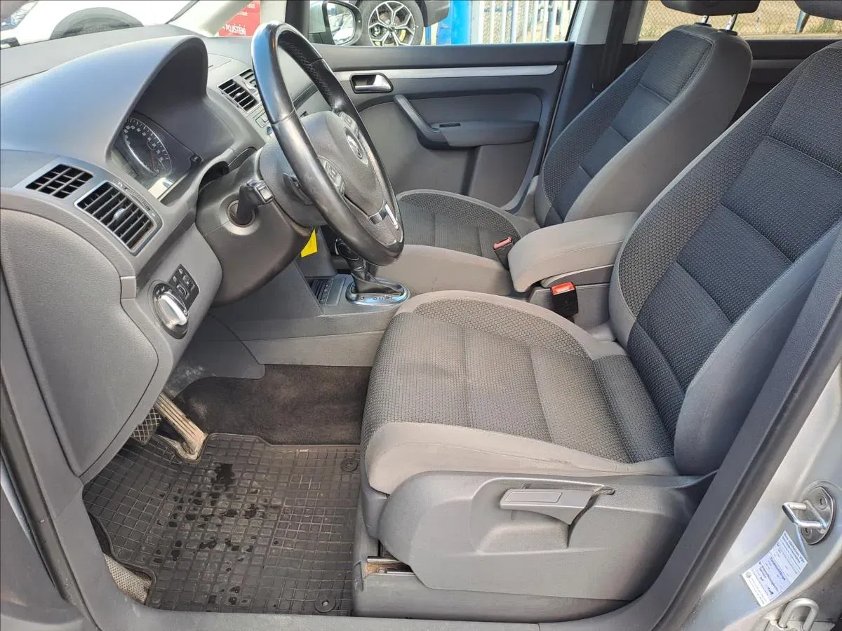 Volkswagen Touran - Náhled 5