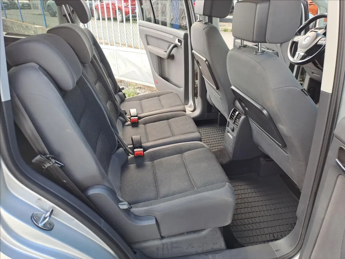 Volkswagen Touran - Náhled 7
