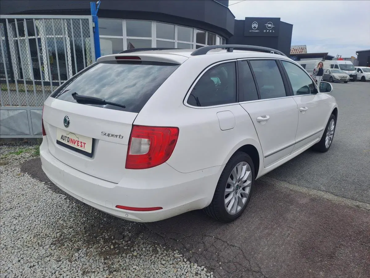 Škoda Superb - Náhled 3