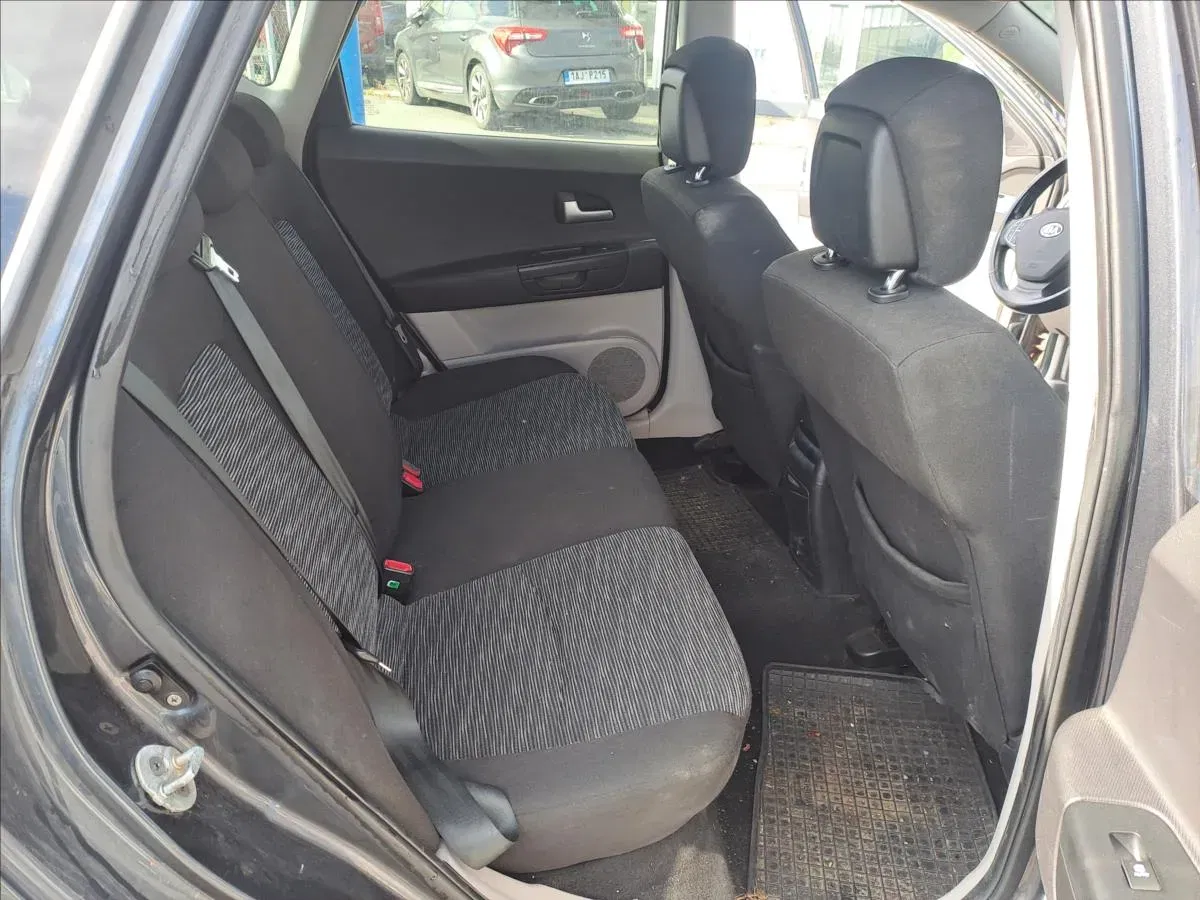 Kia Ceed - Náhled 7