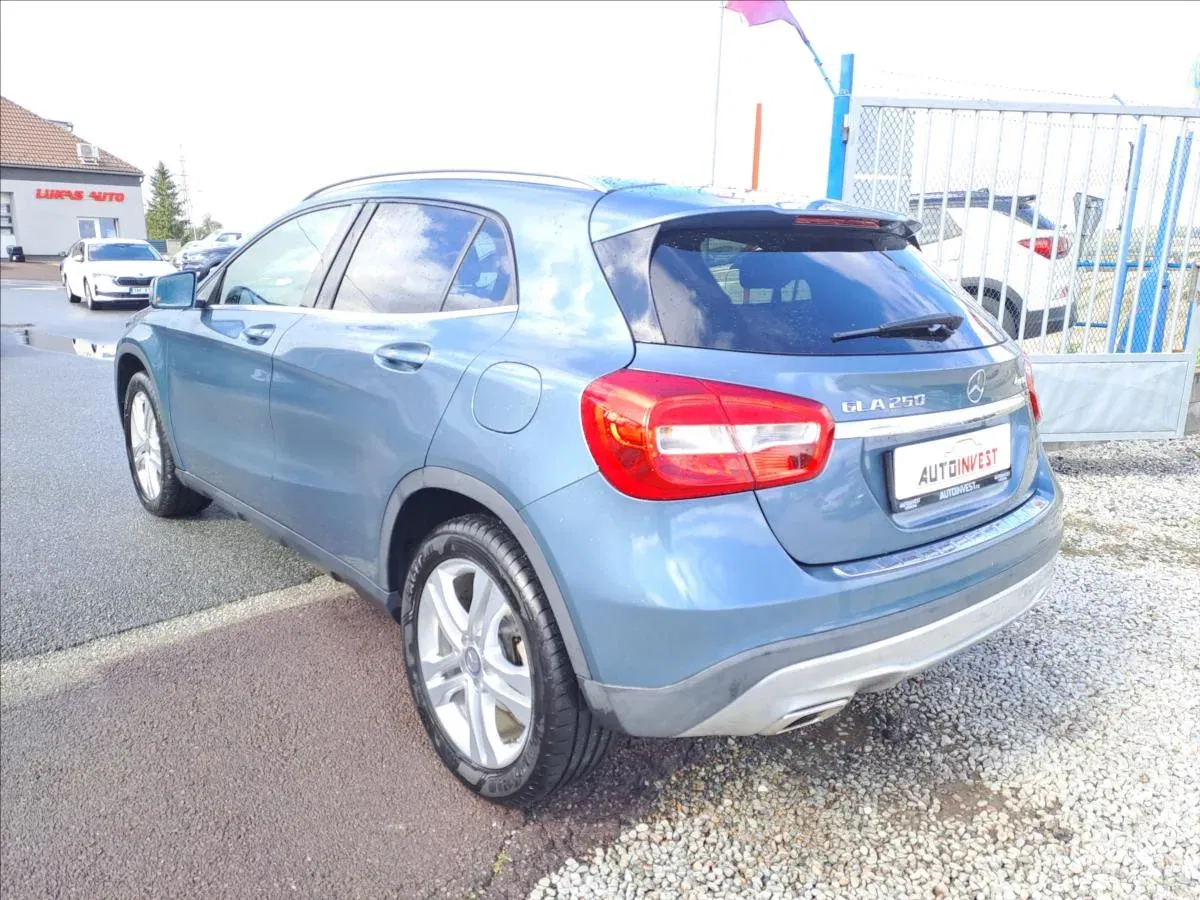 Mercedes-Benz GLA - Náhled 4