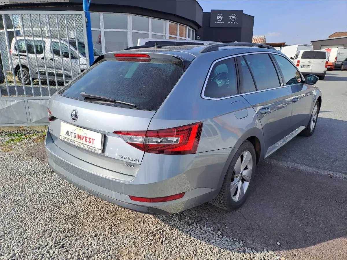 Škoda Superb - Náhled 3