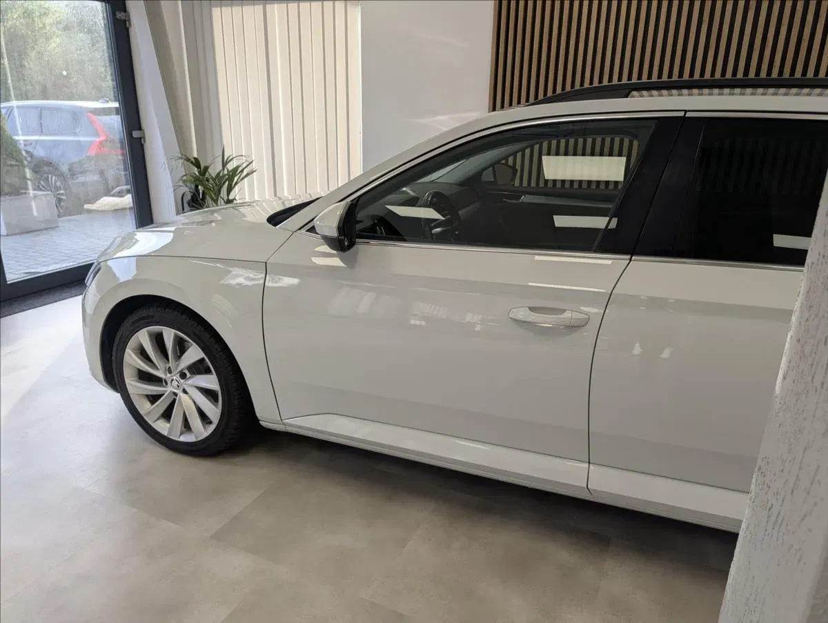 Škoda Superb - Náhled 5