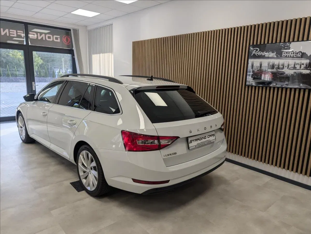 Škoda Superb - Náhled 6