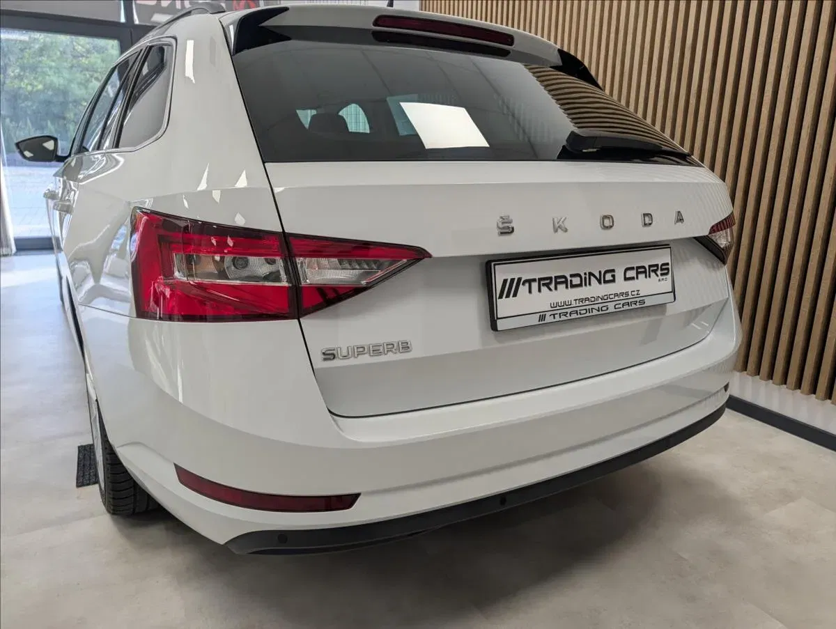 Škoda Superb - Náhled 7