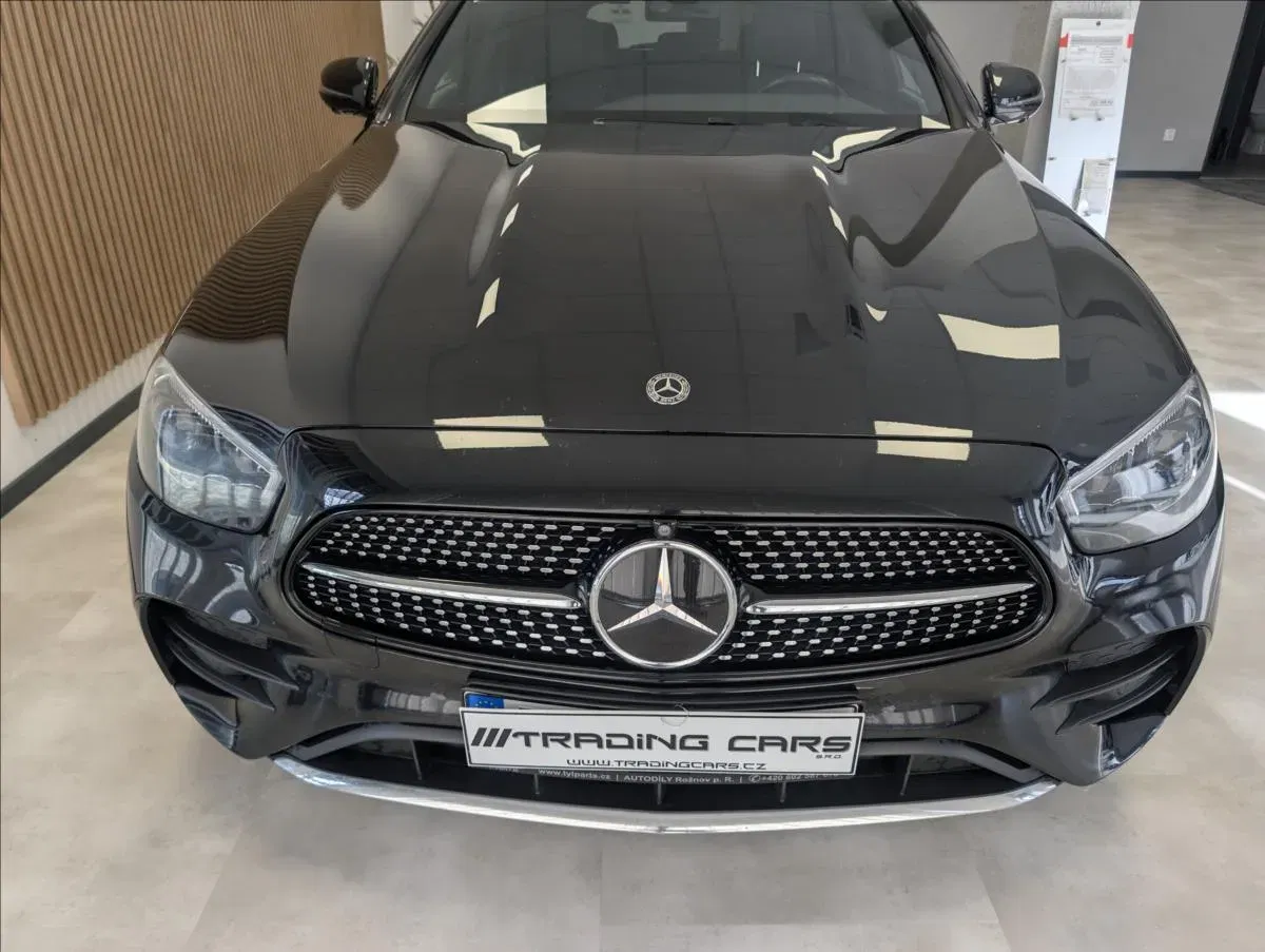 Mercedes-Benz Třídy E - Náhled 2