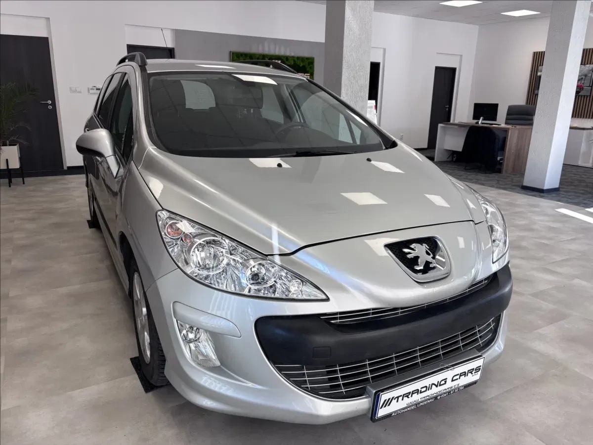 Peugeot 308 - Obrázek 1