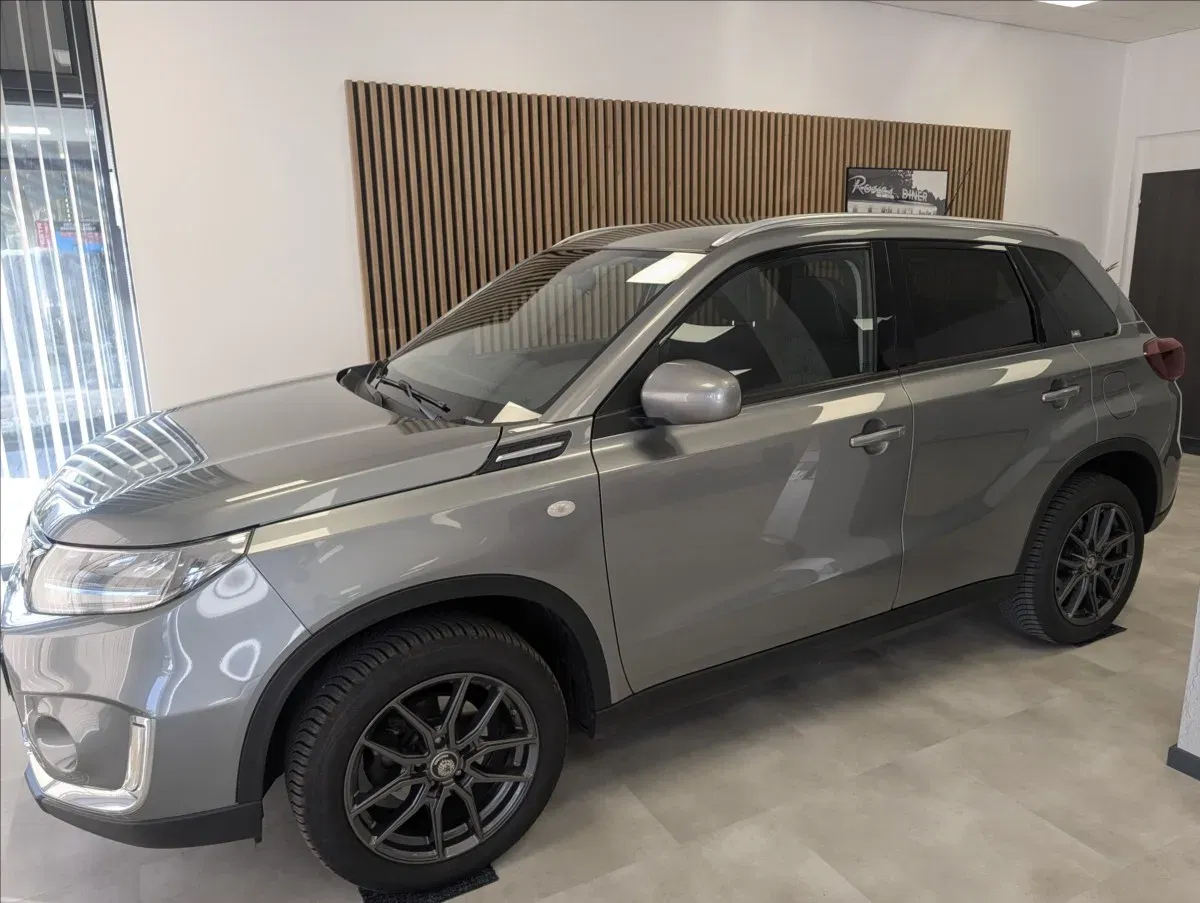 Suzuki Vitara - Náhled 5