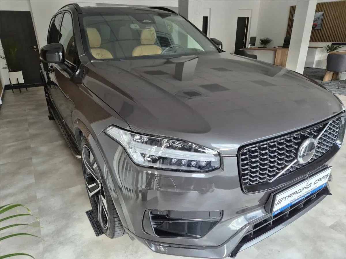 Volvo XC90 - Obrázek 1