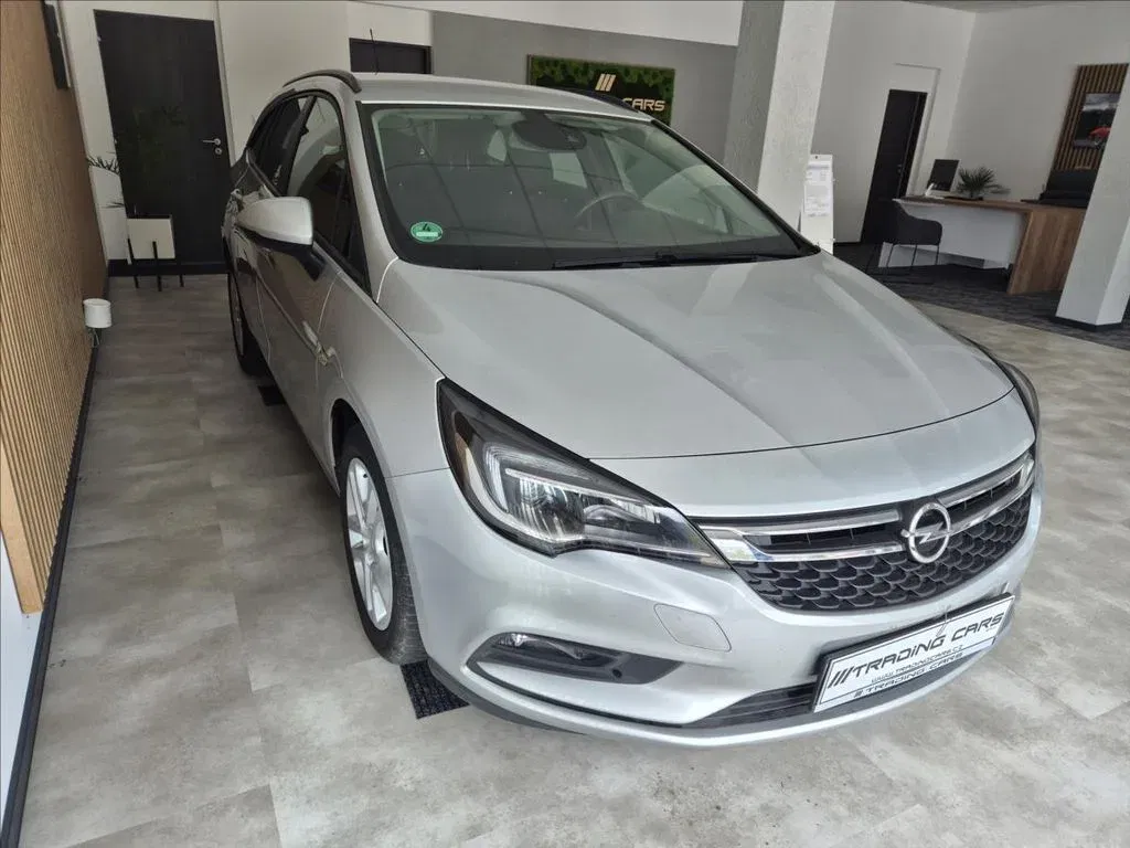 Opel Astra - Obrázek 1