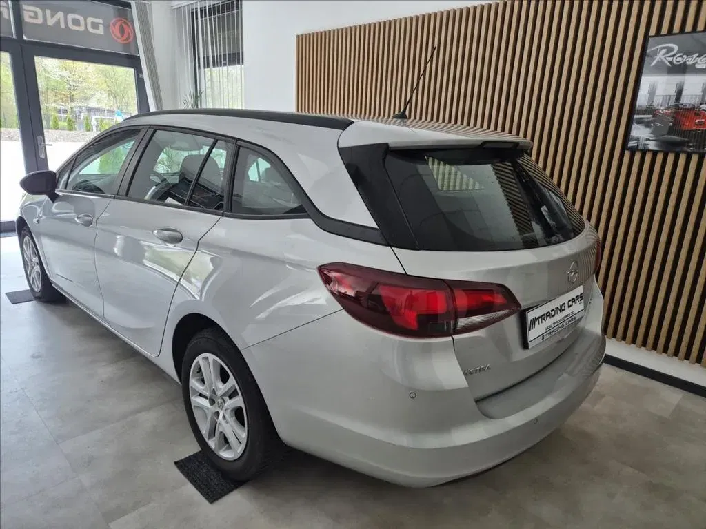 Opel Astra - Náhled 4