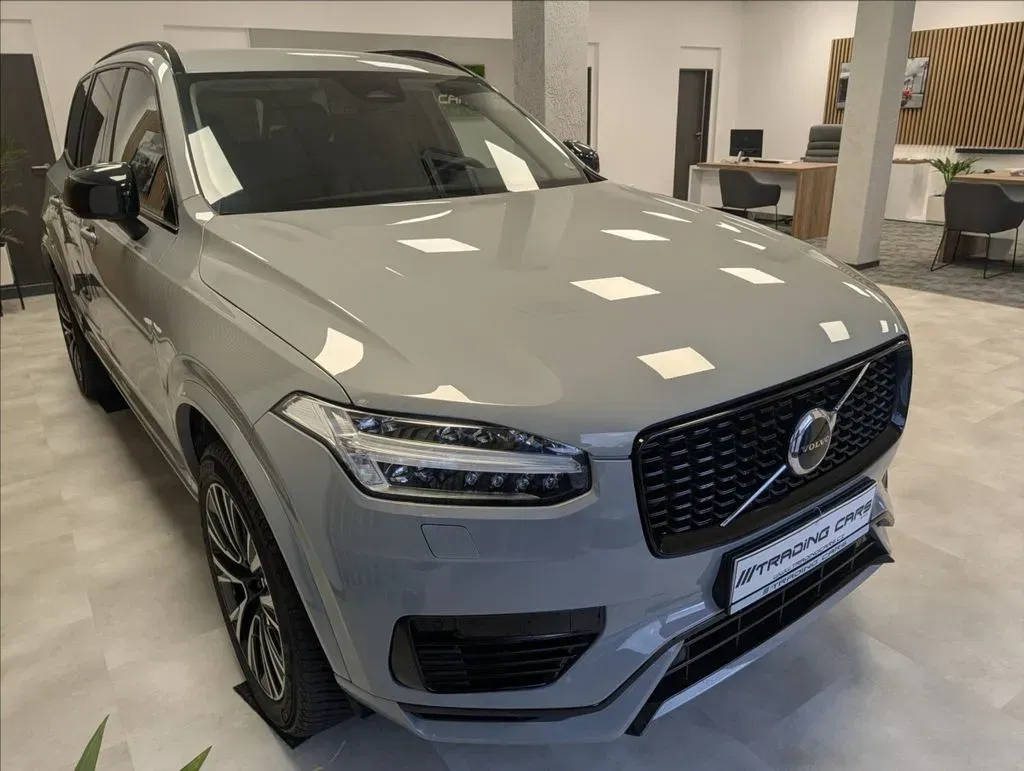 Volvo XC90 - Obrázek 1