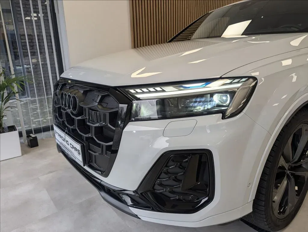 Audi Q7 - Náhled 6