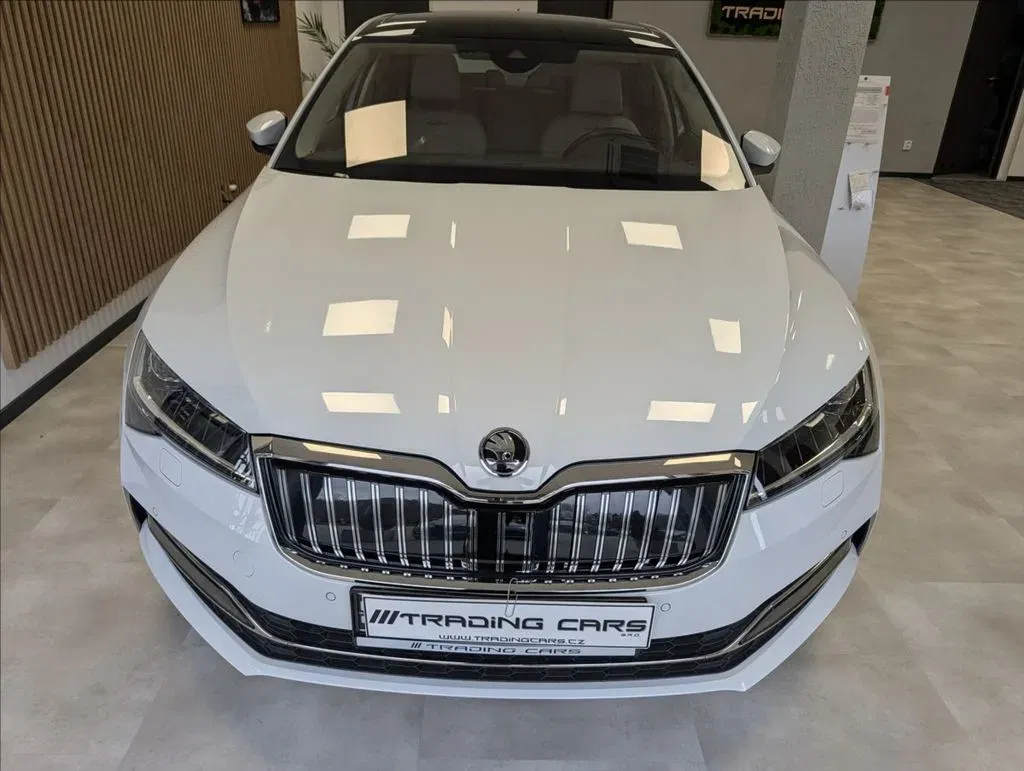 Škoda Superb - Náhled 2