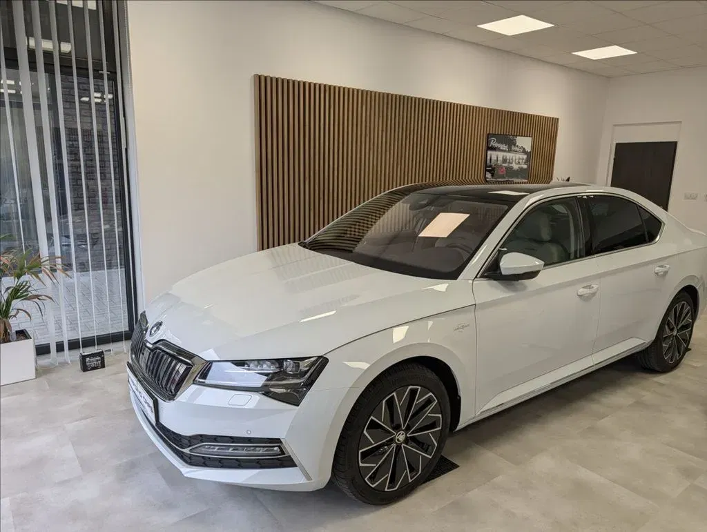 Škoda Superb - Náhled 3